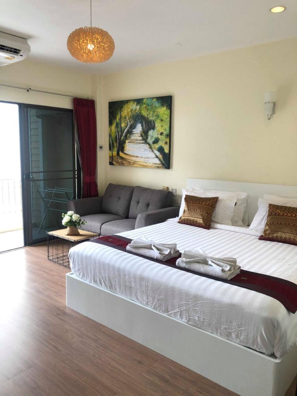 Db Residence Patong Exteriör bild