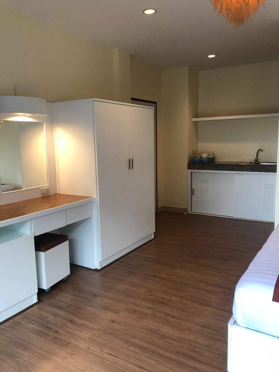 Db Residence Patong Exteriör bild